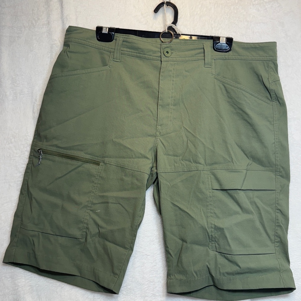 MEC Cargo Shorts Mens Size 38 Army Green Hiking Gorpcore Nylon Walking